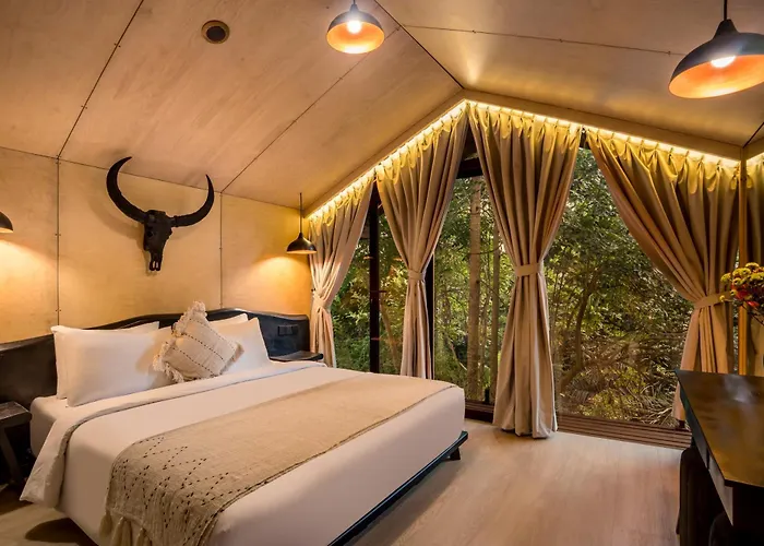 Home Hotel *